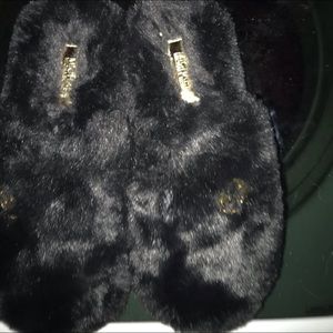 MK fur slippers